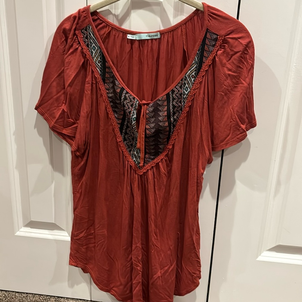 Maurices shirt